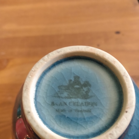 Vintage Baan Celadon Vase - Picture 4 of 4